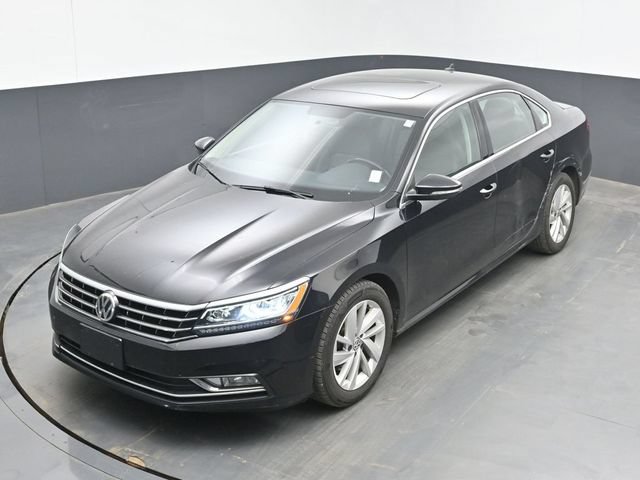 Used 2018 Volkswagen Passat 2.0T SE FWD image 21