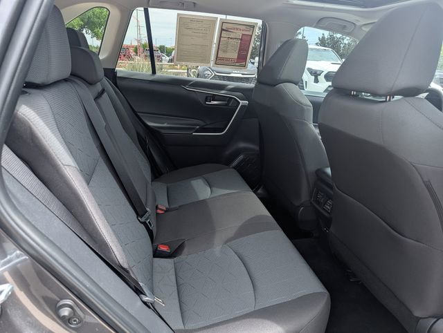 Used 2025 Toyota RAV4 XLE w/ Convenience Package FWD image 31