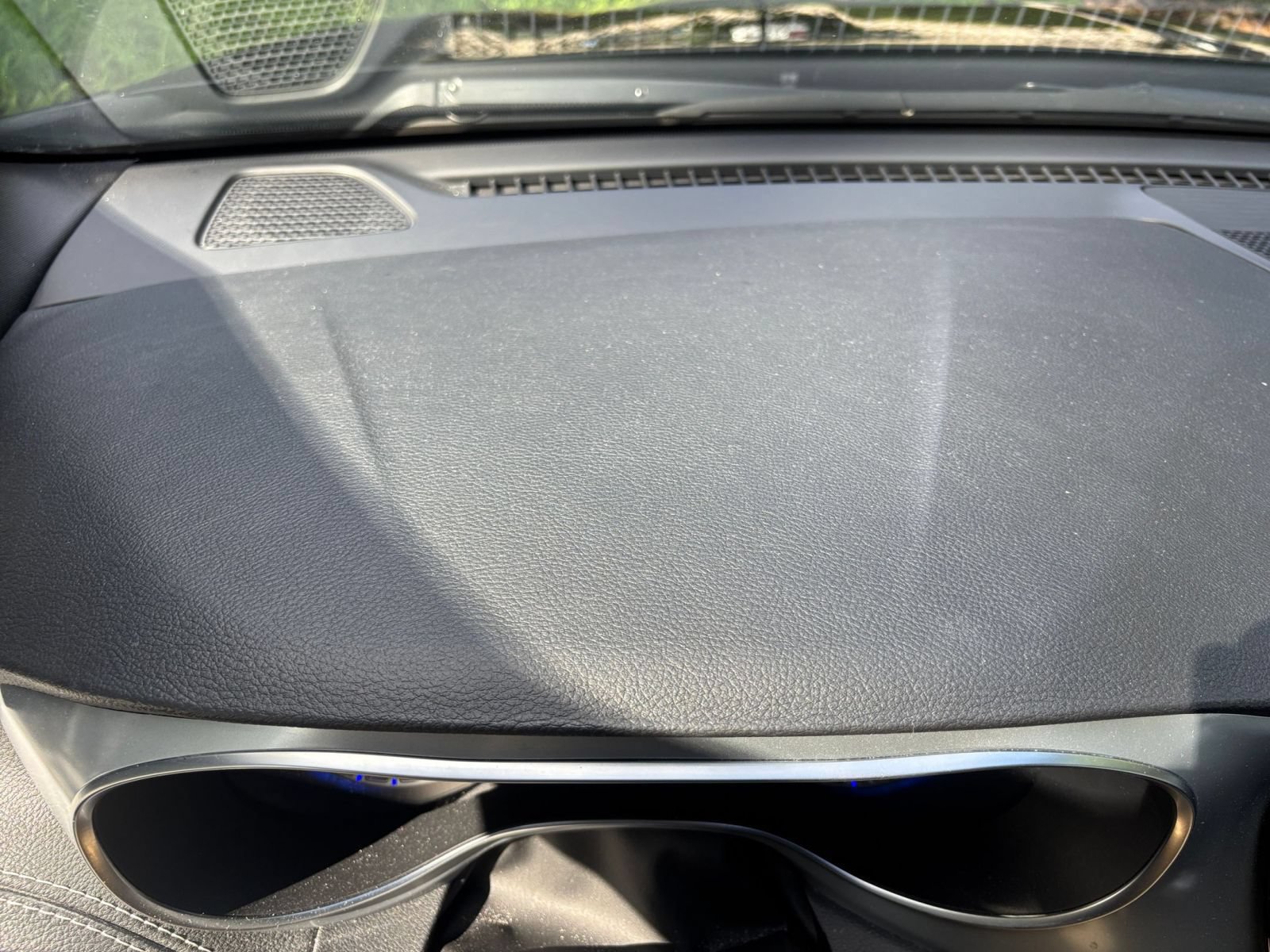 Used 2025 Chrysler Pacifica Limited FWD image 38