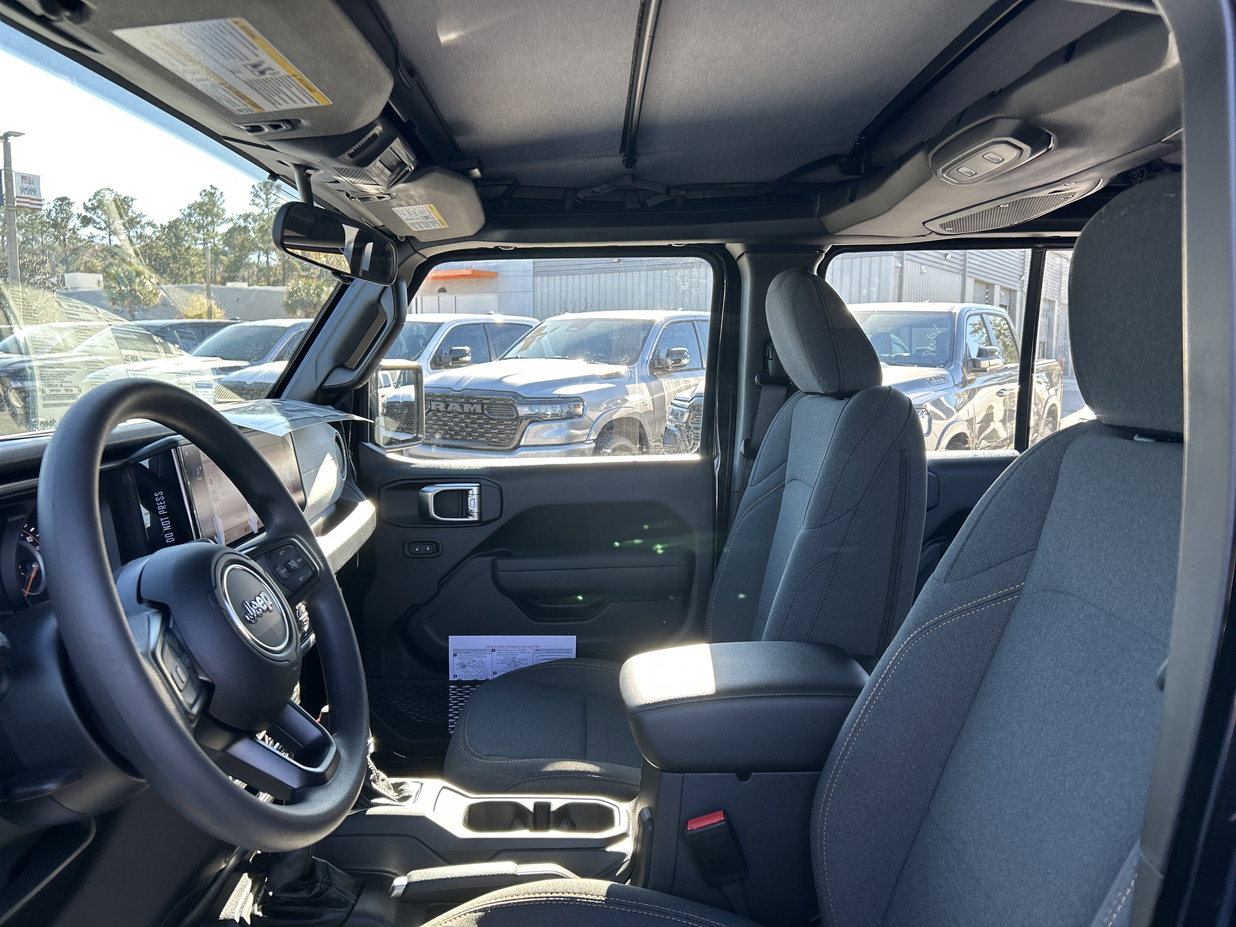 New 2026 Jeep Gladiator Sport image 13