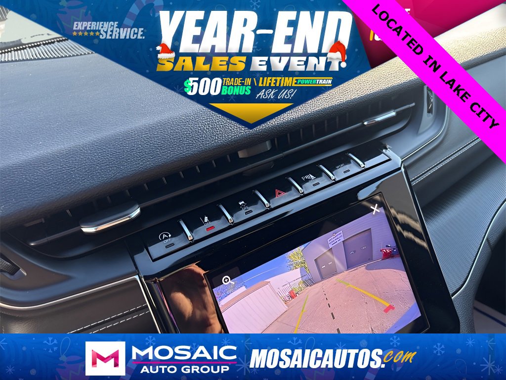 Used 2024 Jeep Grand Cherokee Altitude image 34