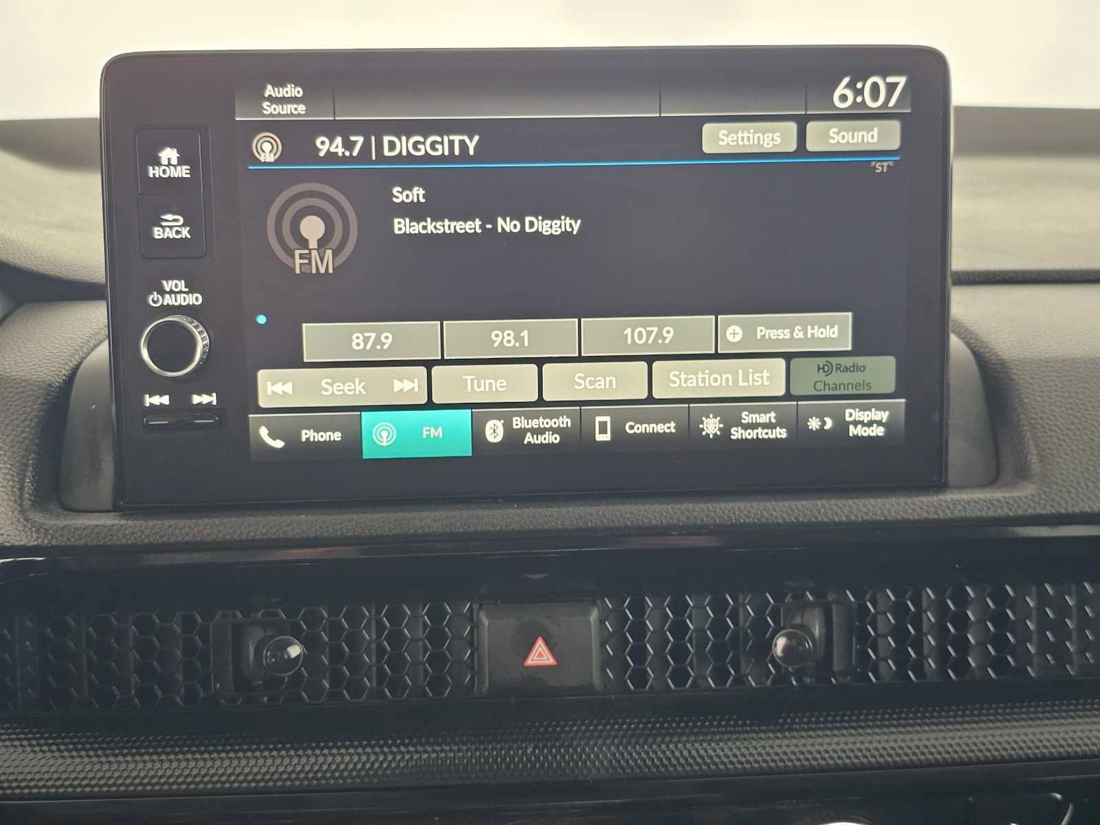 Used 2023 Honda CR-V EX-L image 25