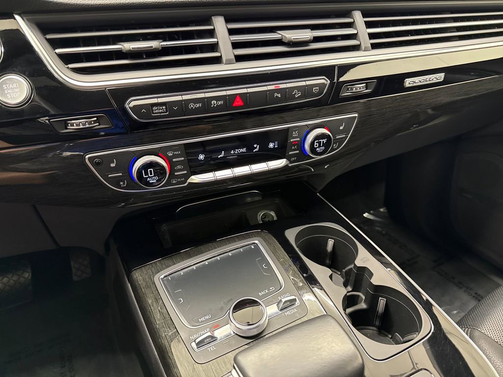Used 2018 Audi Q7 3.0T Prestige w/ Prestige Package image 20
