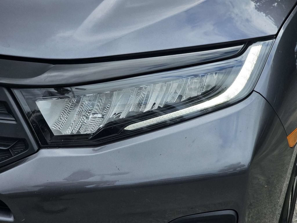 Used 2025 Honda Odyssey EX-L image 11
