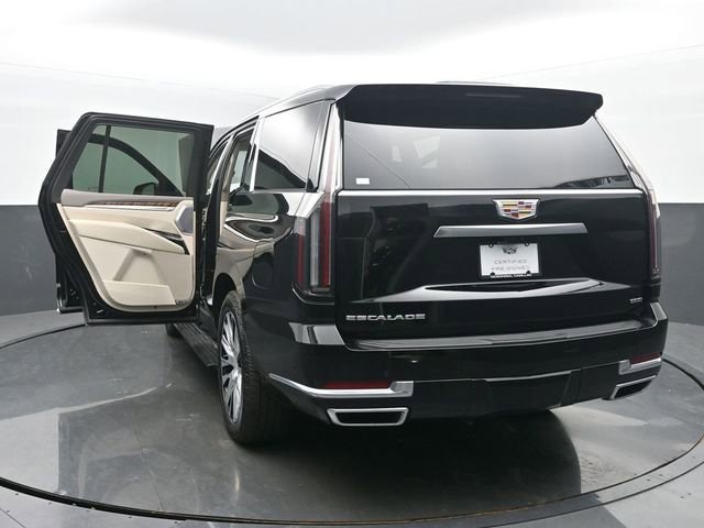Certified 2025 Cadillac Escalade Premium Luxury Platinum w/ LPO, Floor Liner Package image 58