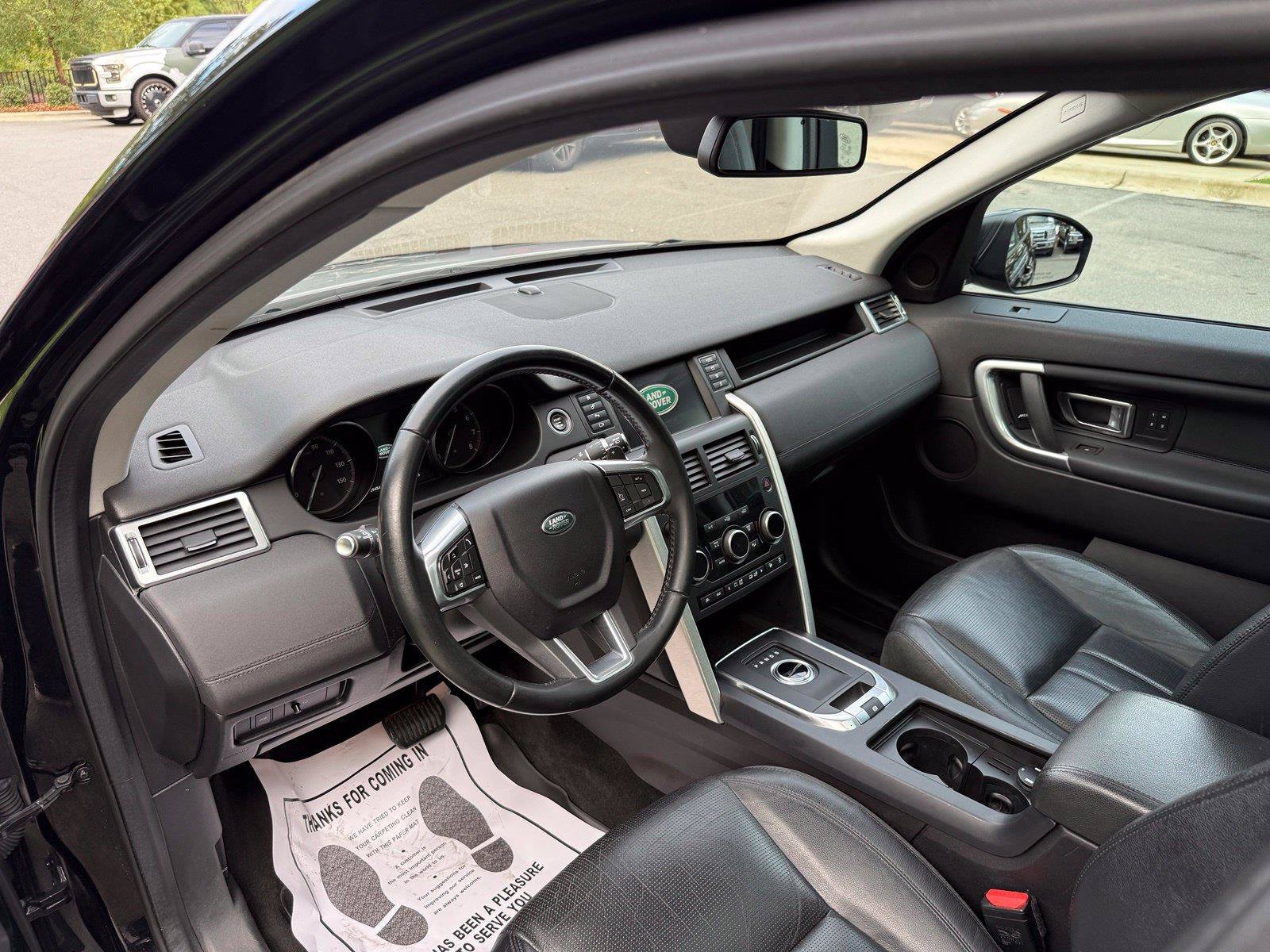 Used 2017 Land Rover Discovery Sport HSE AWD/4WD image 22