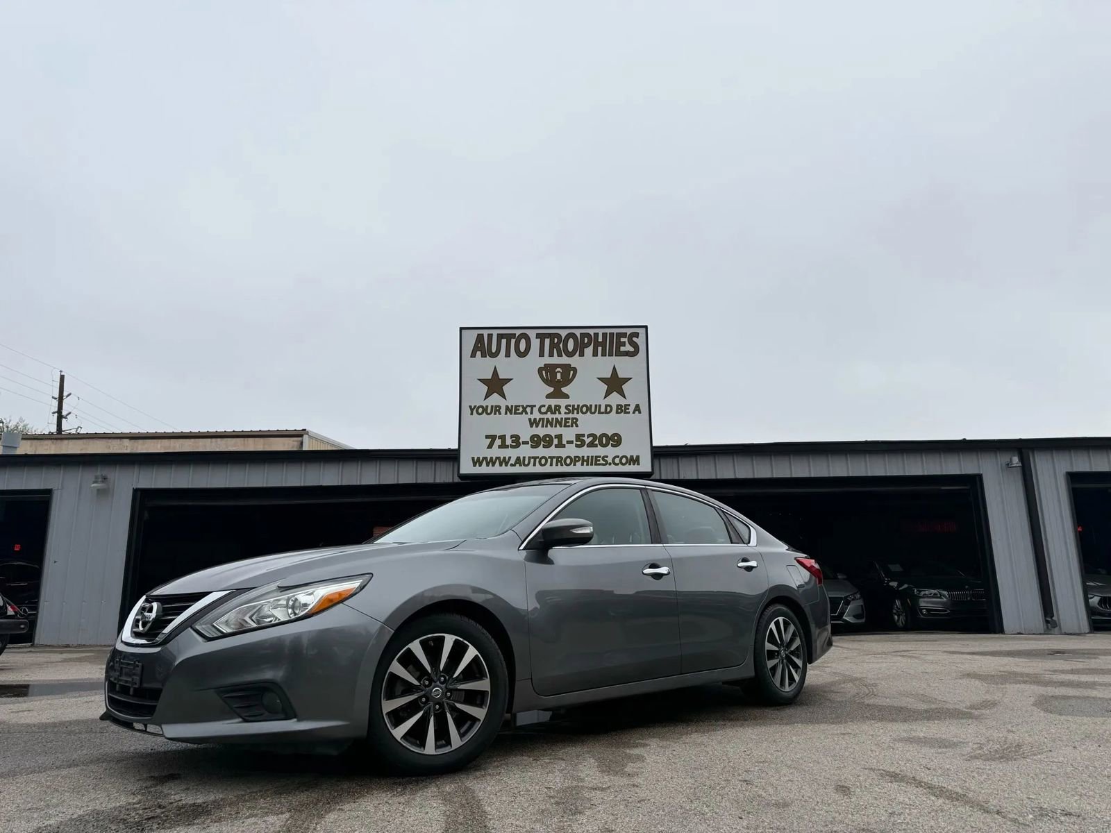 Used 2017 Nissan Altima 2.5 SL w/ Moonroof Package image 34