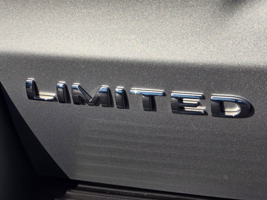 Used 2019 Ford Expedition Max Limited image 16