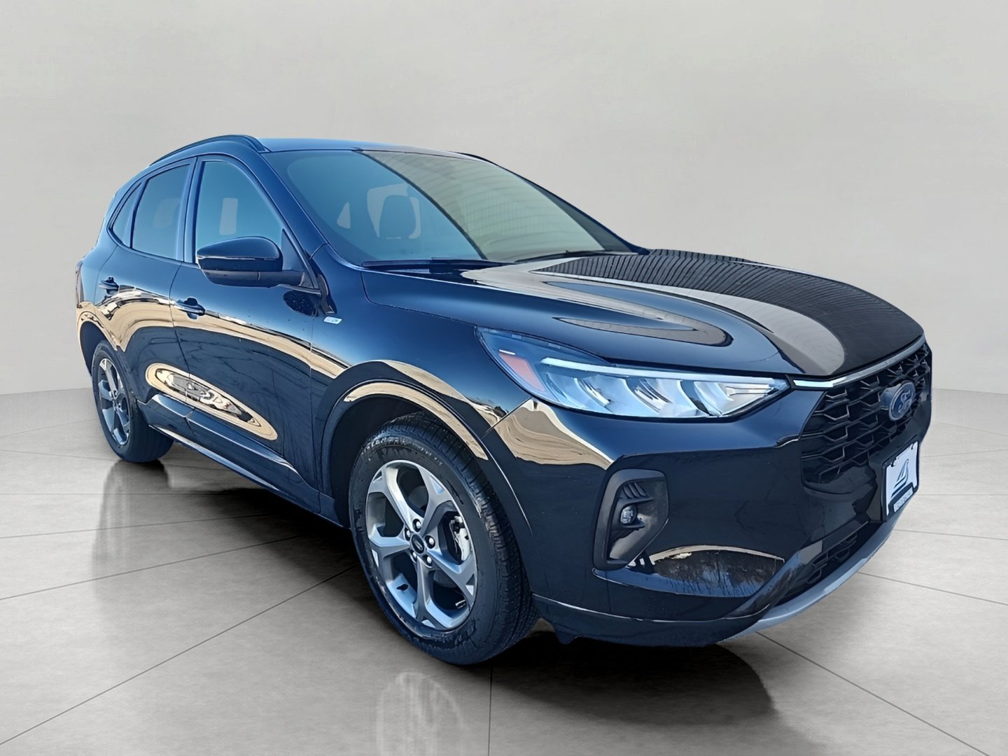 Certified 2023 Ford Escape ST-Line Select w/ Tech Pack #1 AWD/4WD image 1