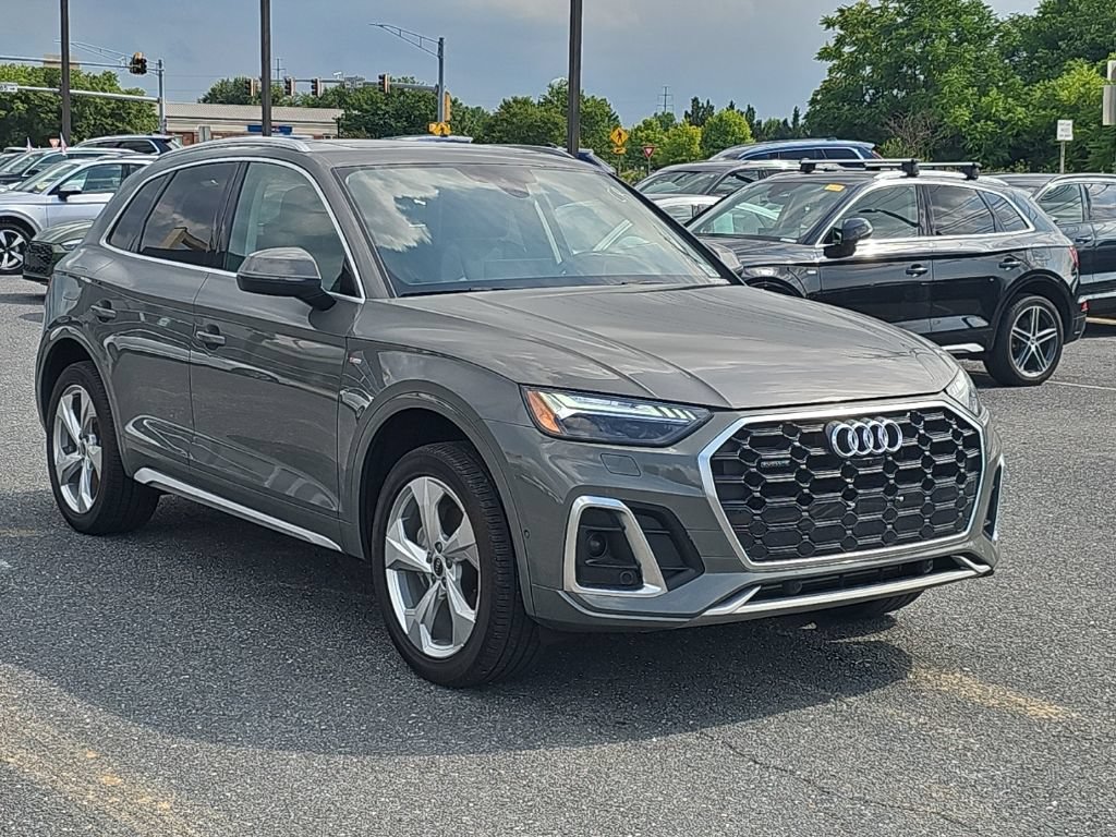 Certified 2023 Audi Q5 2.0T Prestige w/ Prestige Package AWD/4WD image 1
