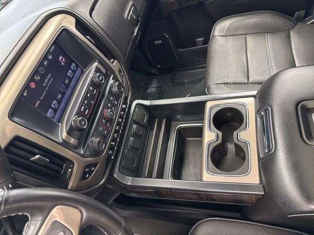 Used 2016 GMC Sierra 2500 Denali w/ Duramax Plus Package image 18