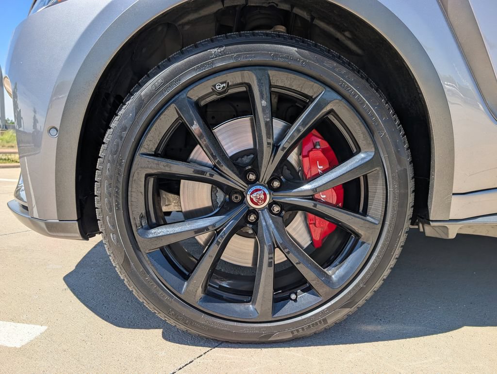 Used 2020 Jaguar F-PACE SVR AWD/4WD image 12