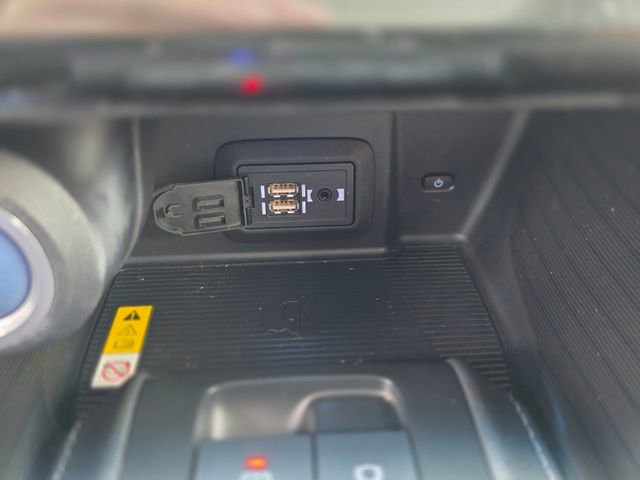 Used 2022 Toyota Venza Limited w/ Advanced Technology Package image 31