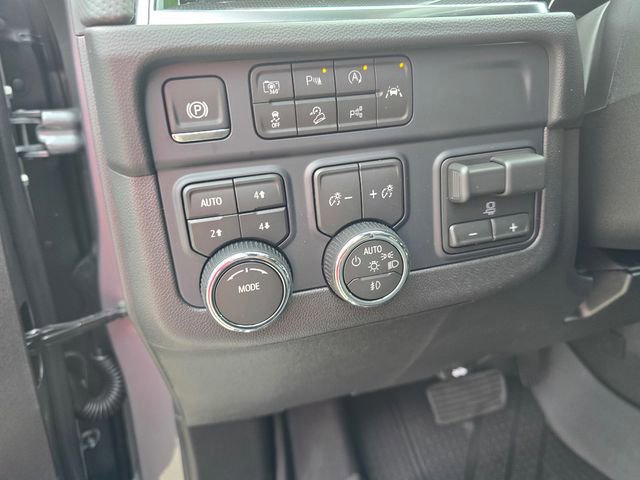 New 2026 Chevrolet Tahoe RST w/ Comfort Package AWD/4WD image 36