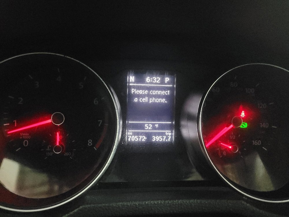 Used 2018 Volkswagen Passat 2.0T SE FWD image 23