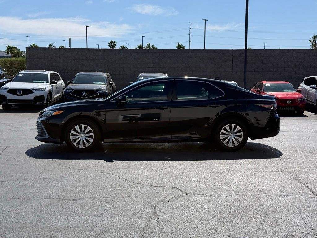 Used 2023 Toyota Camry LE FWD image 7
