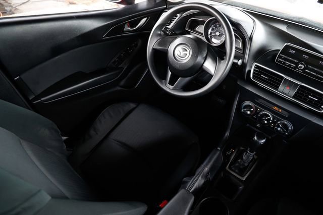 Used 2015 MAZDA MAZDA3 i SV image 23