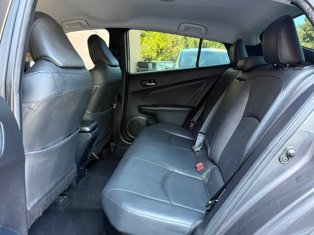 Used 2017 Toyota Prius Four FWD image 11