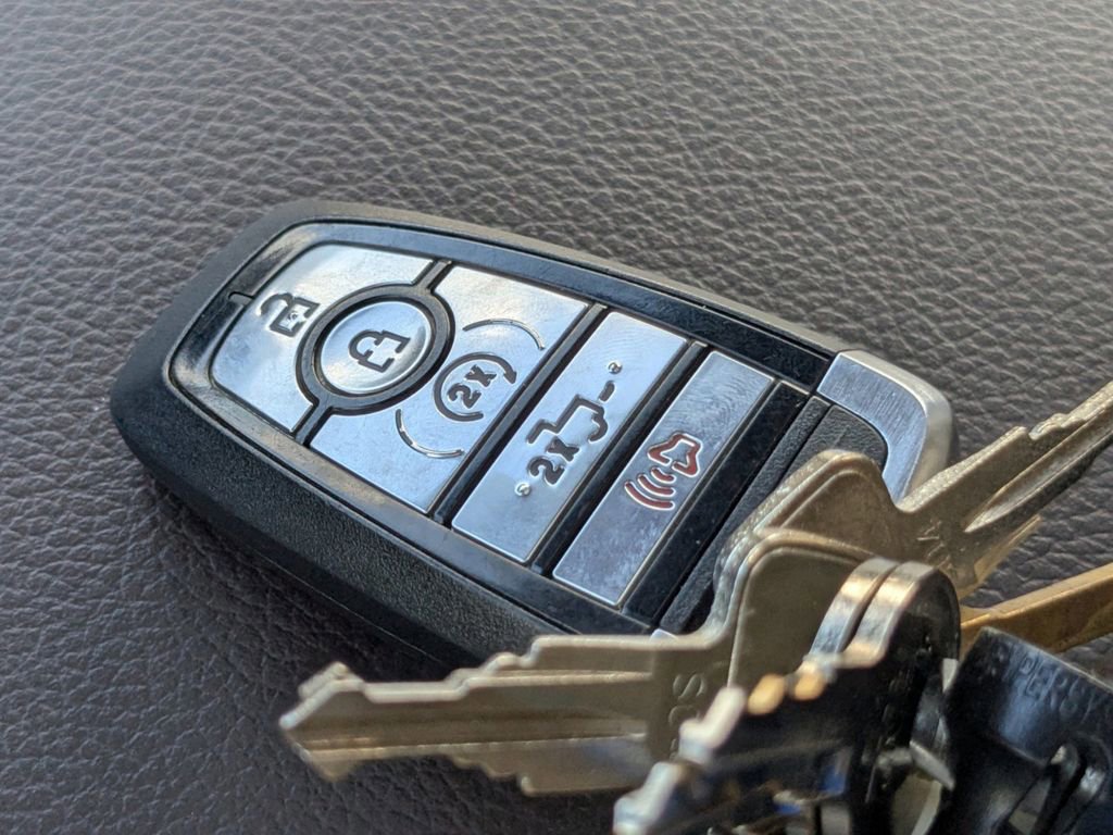 Certified 2019 Ford F150 Lariat image 33