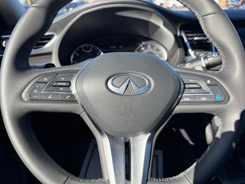 Used 2024 INFINITI QX50 Luxe image 18