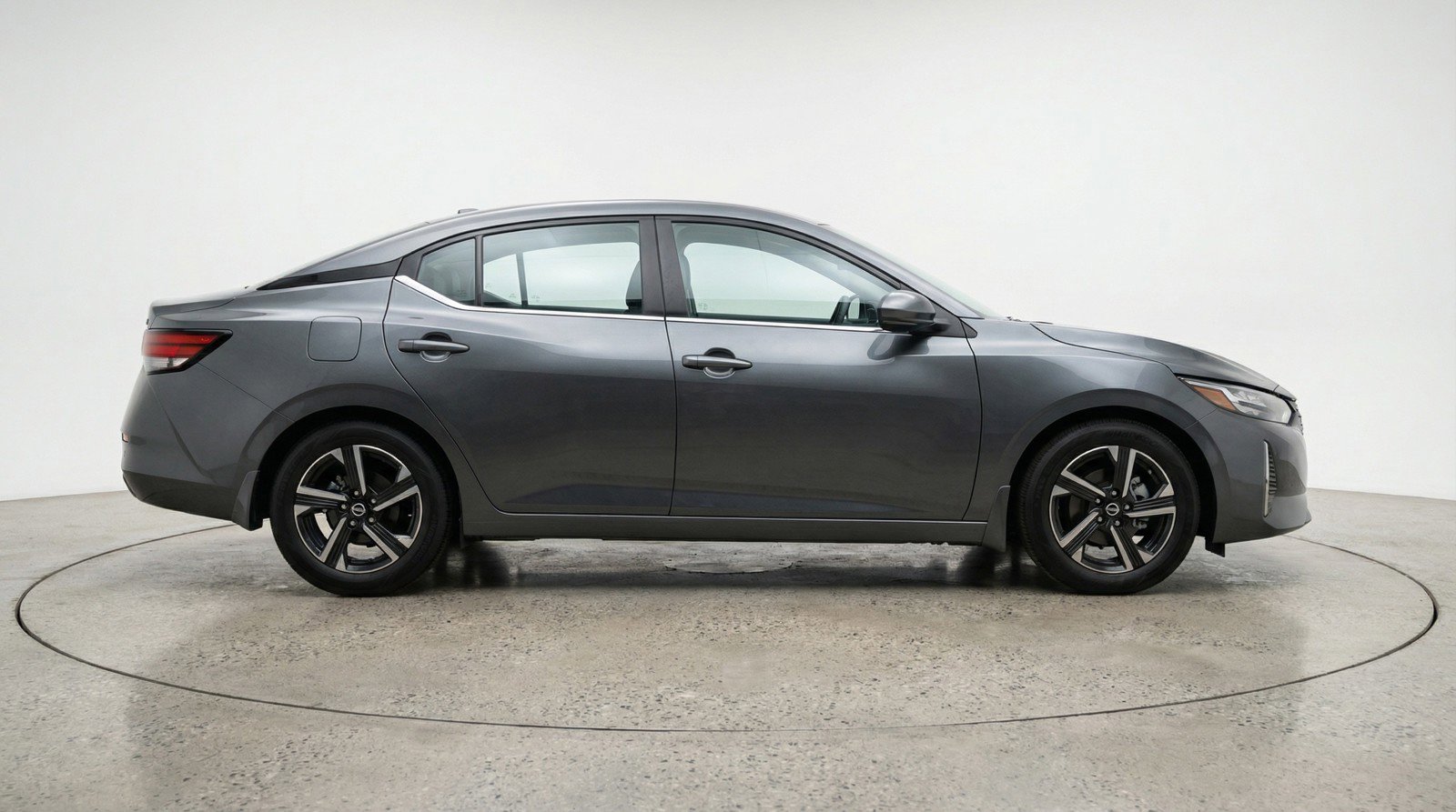 Used 2025 Nissan Sentra SV FWD image 11