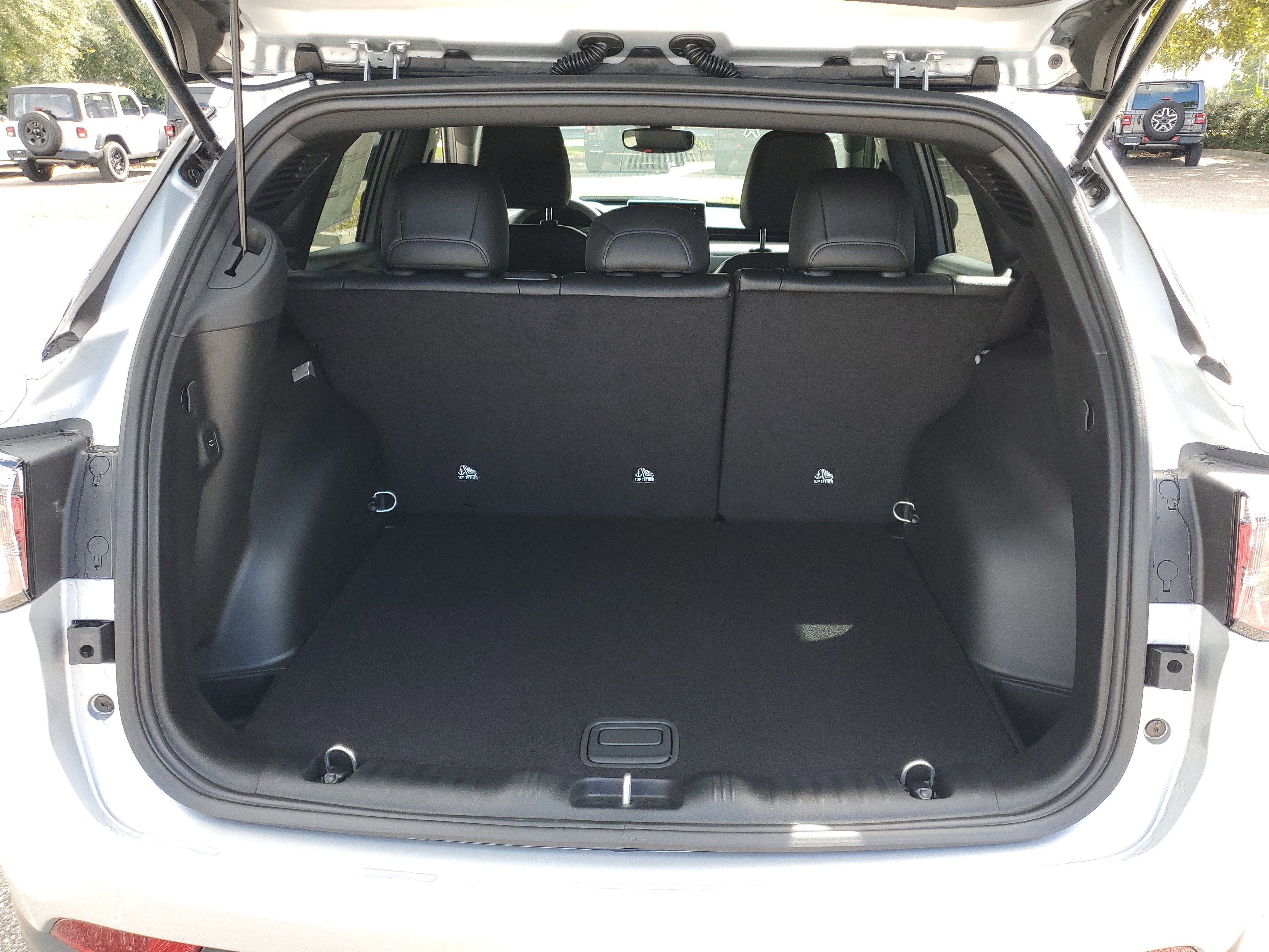 New 2026 Jeep Compass Latitude w/ Quick Order Package 29K image 5