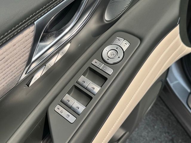 New 2025 Genesis GV80 3.5T Prestige image 13