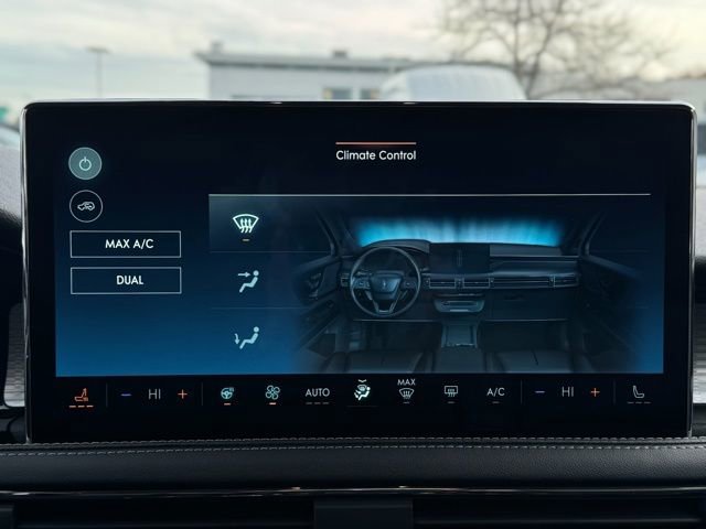 New 2026 Lincoln Corsair Premiere image 38