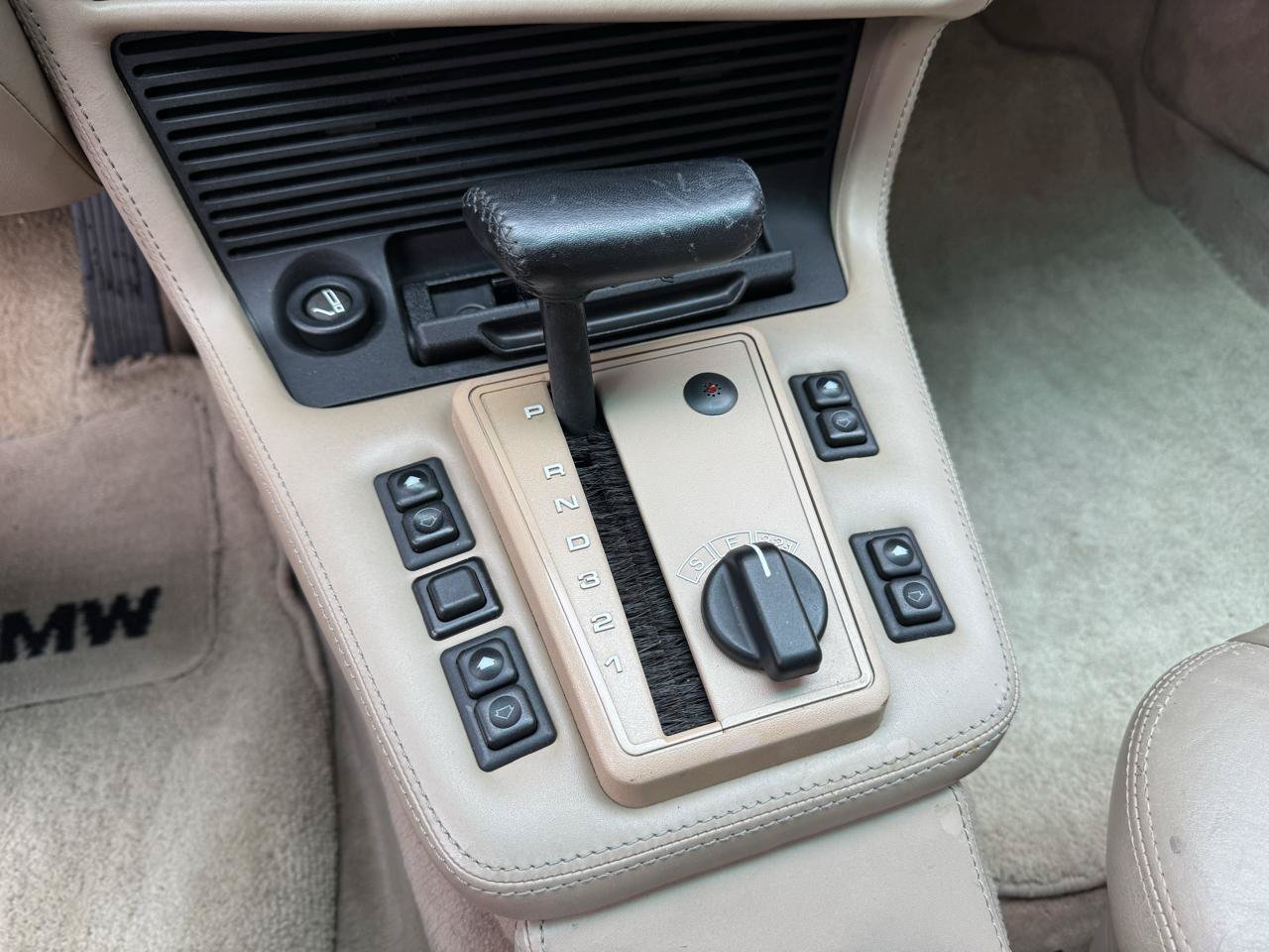 Used 1988 BMW 635CSi Coupe RWD image 19