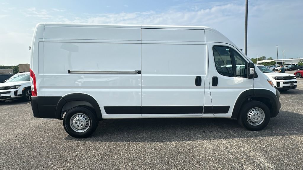 Used 2026 RAM ProMaster 2500 w/ Convenience Group FWD image 15