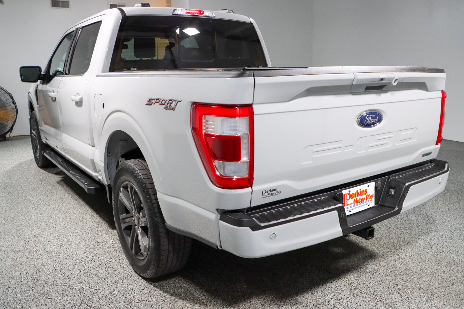 Used 2023 Ford F150 Lariat w/ Equipment Group 502A High AWD/4WD image 9