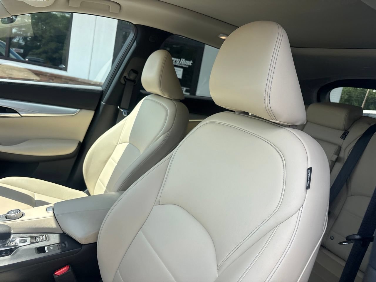 Used 2020 INFINITI QX50 Luxe w/ Navigation Package AWD/4WD image 3