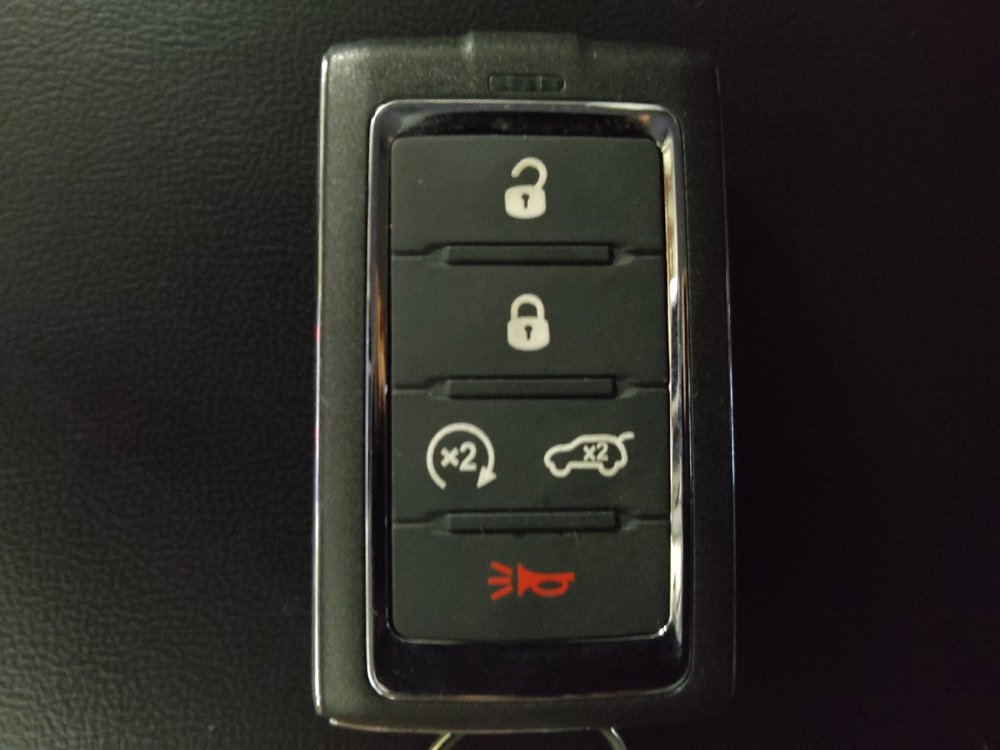 Used 2022 Jeep Grand Cherokee Limited AWD/4WD image 32