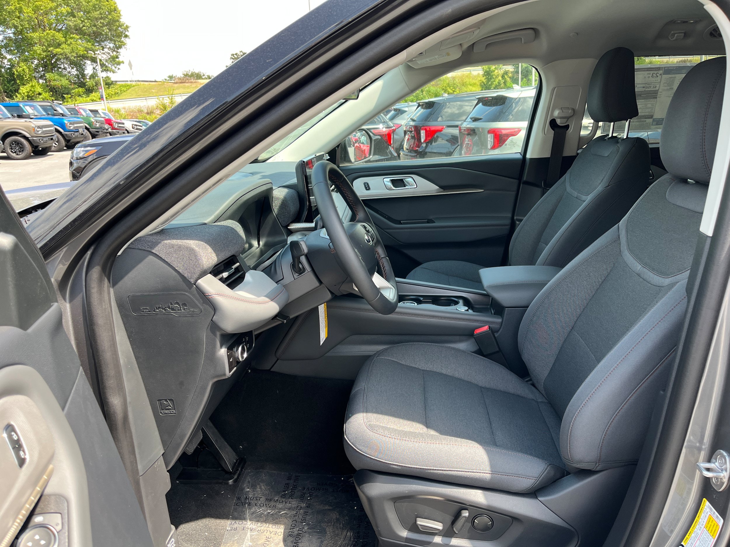 New 2026 Ford Explorer Active AWD/4WD image 21