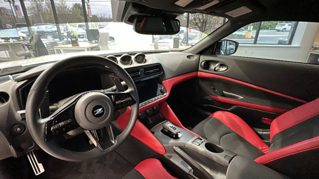 New 2023 Nissan Z PERFORMANC w/ Floor Mat Package (L93) image 13