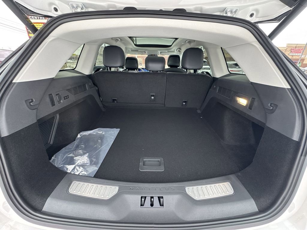 New 2026 Lincoln Nautilus Reserve image 24