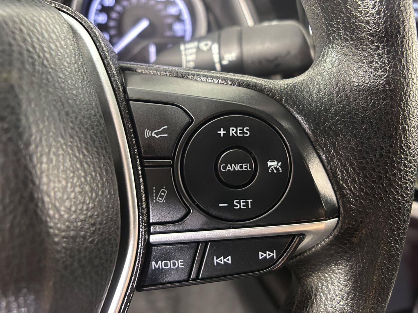 Used 2024 Toyota Camry LE FWD image 27