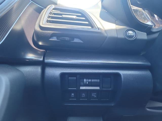 Used 2022 Subaru Crosstrek 2.5i Sport w/ Moonroof Package image 17