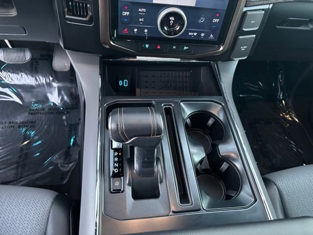 Used 2024 Ford F150 Lightning Lariat image 22