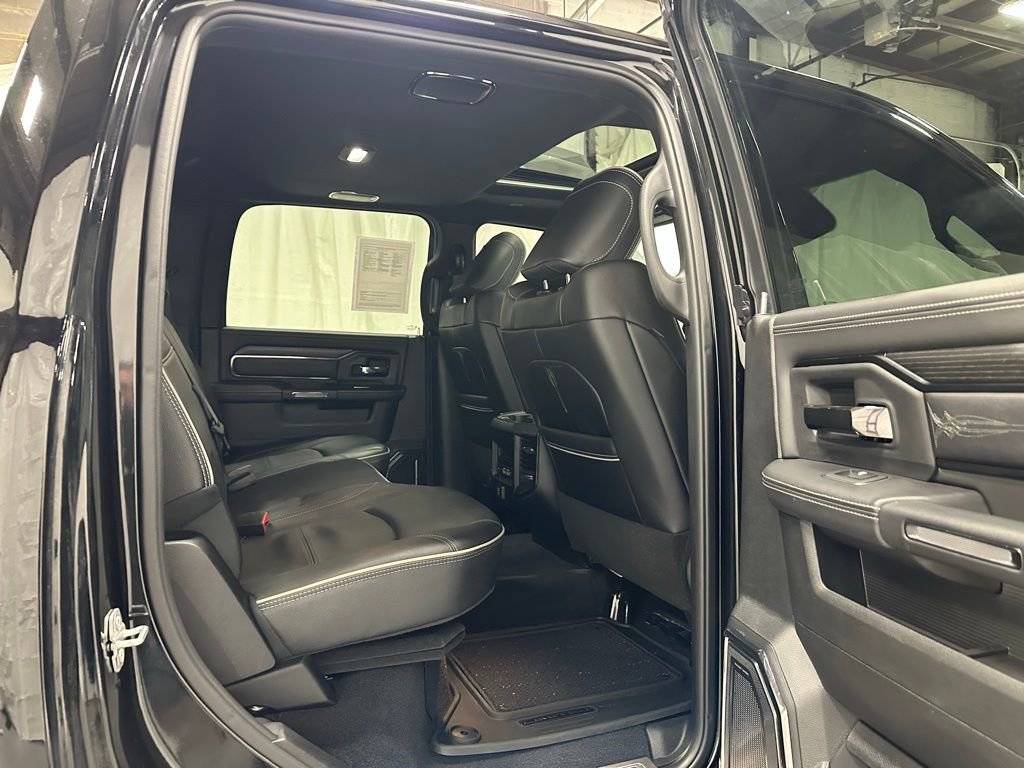 Used 2024 RAM 2500 Limited image 48