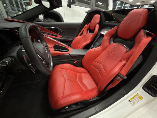 Used 2025 Chevrolet Corvette Z06 w/ Stealth Interior Trim Package RWD image 30