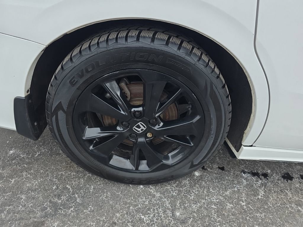 Used 2023 Honda Odyssey Sport image 11