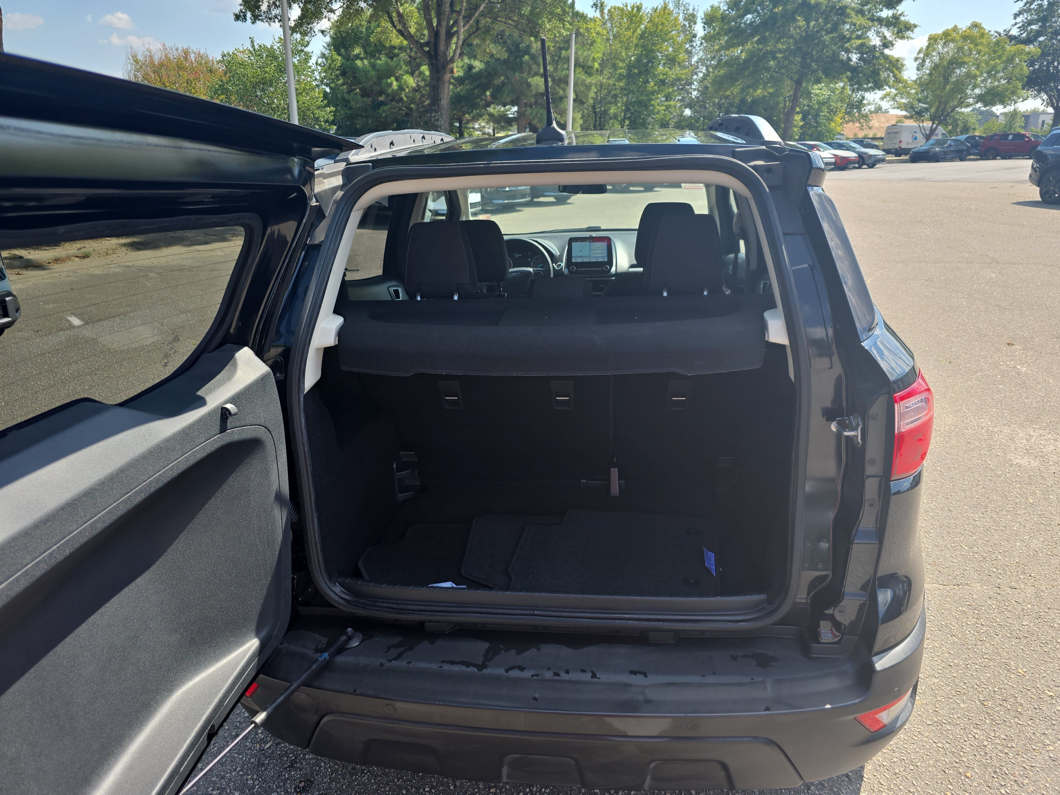 Used 2019 Ford EcoSport SE w/ SE Convenience Package FWD image 12