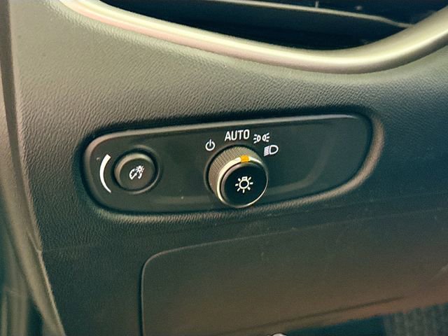 Used 2021 Chevrolet Malibu LS image 11