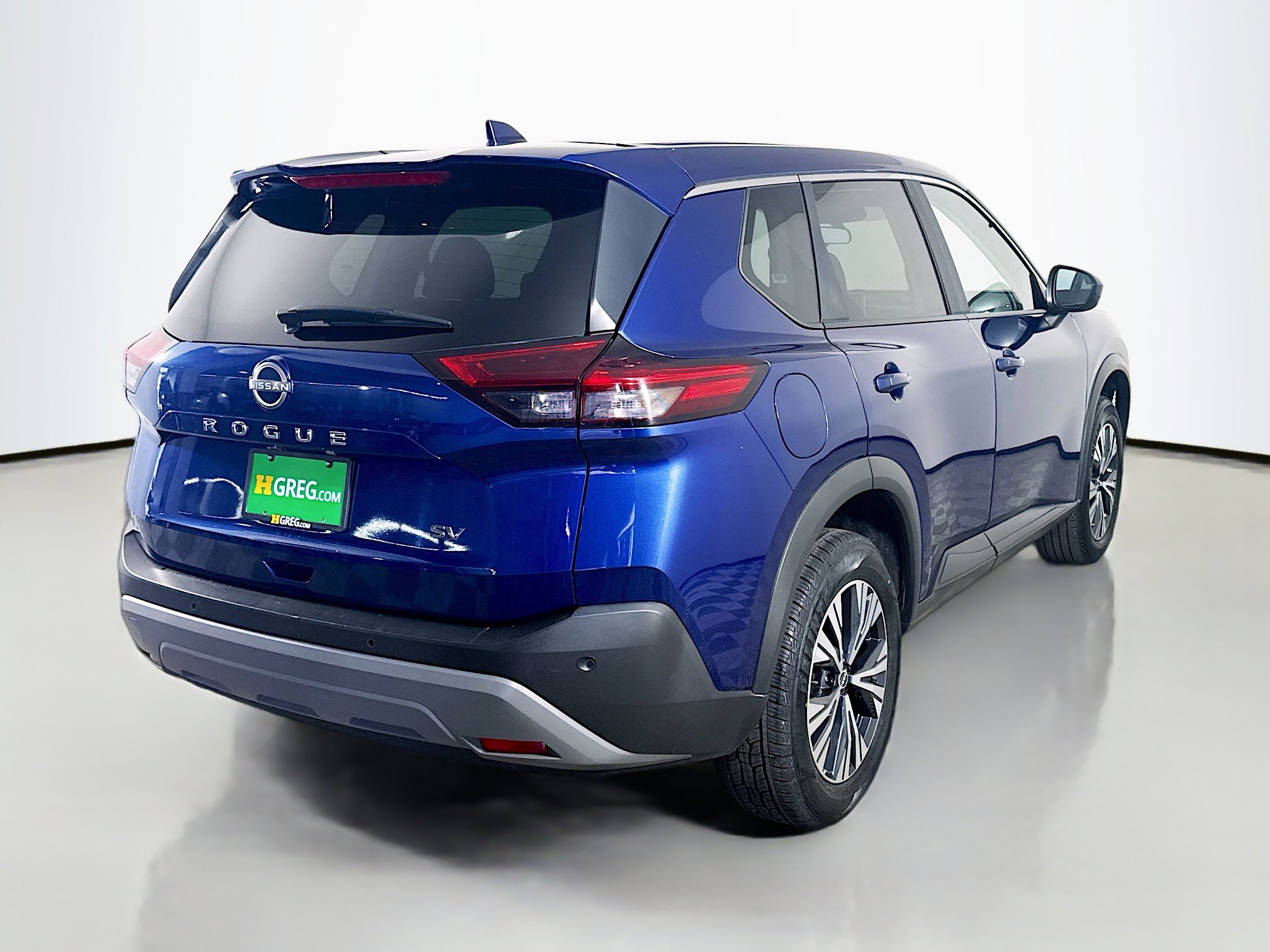 Used 2023 Nissan Rogue SV image 10