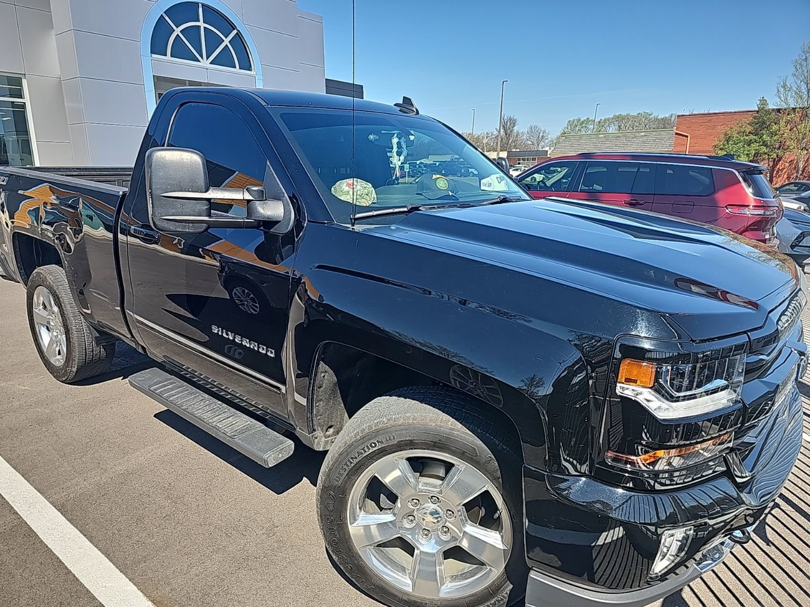 Used 2016 Chevrolet Silverado 1500 LT w/ LT Convenience Package AWD/4WD image 4