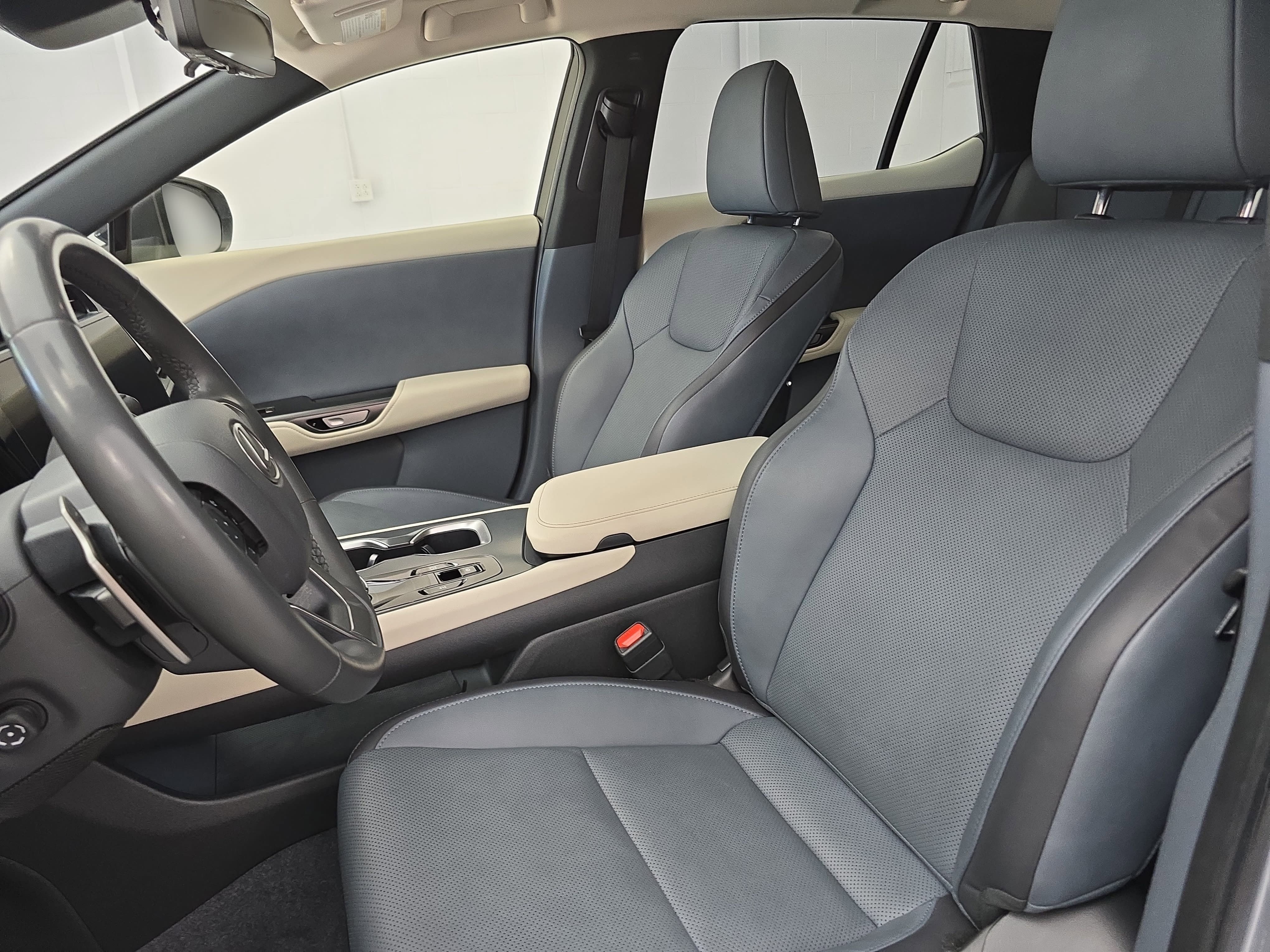 Used 2023 Lexus RZ 450e Premium w/ Technology Package AWD/4WD image 15