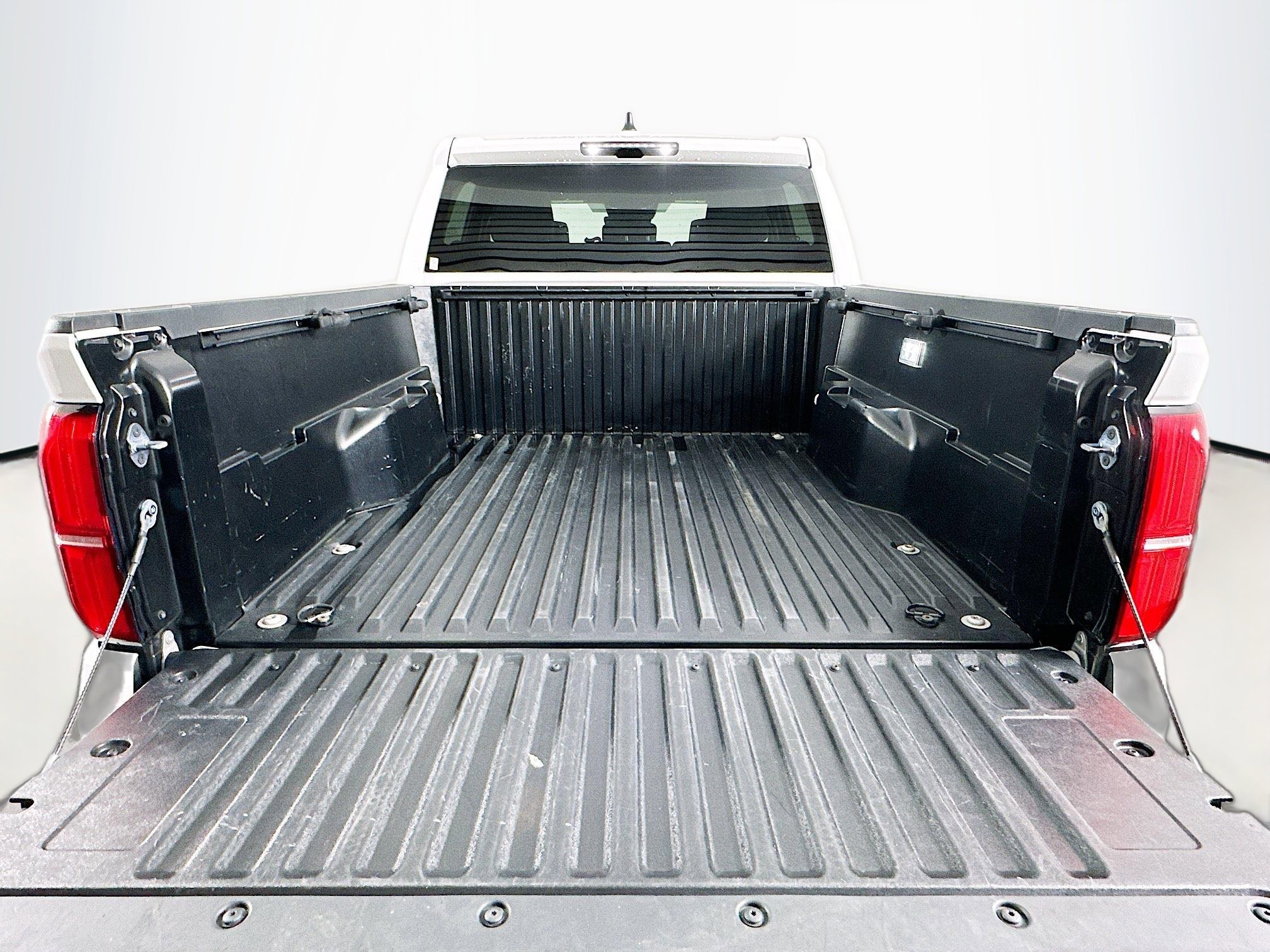 Used 2024 Toyota Tacoma TRD Off-Road image 29