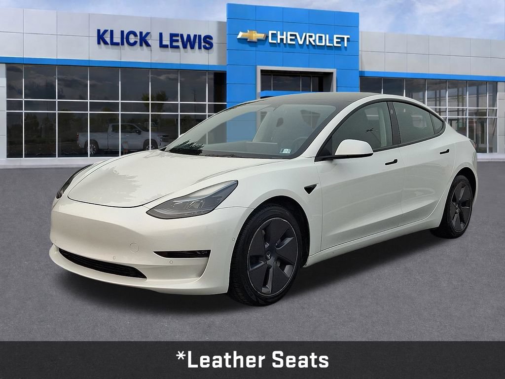Used 2023 Tesla Model 3 Standard Range RWD video 3