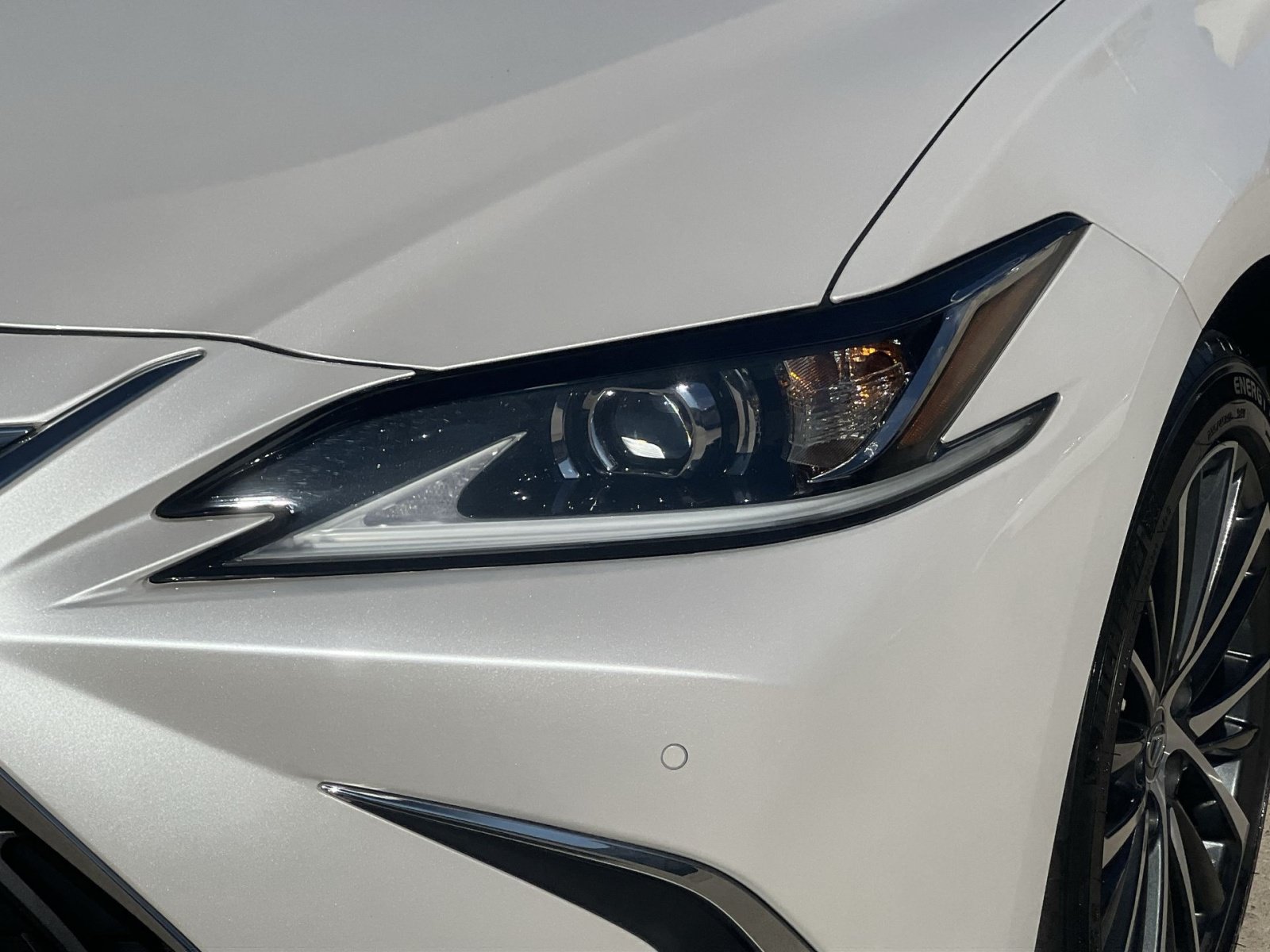 Used 2022 Lexus ES 350 w/ Premium Package FWD image 13